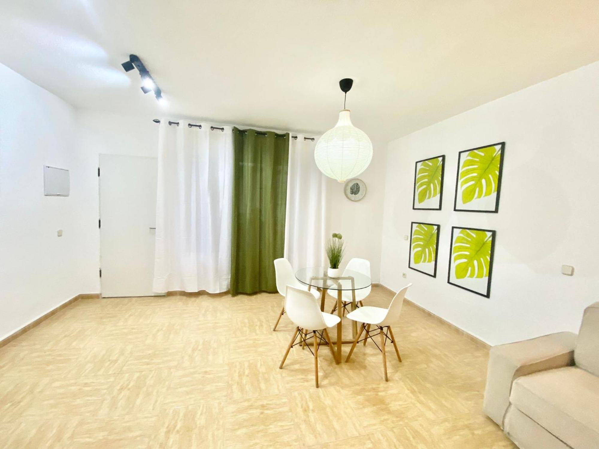 Mendez Alvaro Callejo Street Madrid Exterior photo